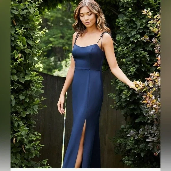 ADRIANNA PAPELL NWT SIZE 14 Dark navy SATIN CREPE LONG GOWN - Picture 1 of 10